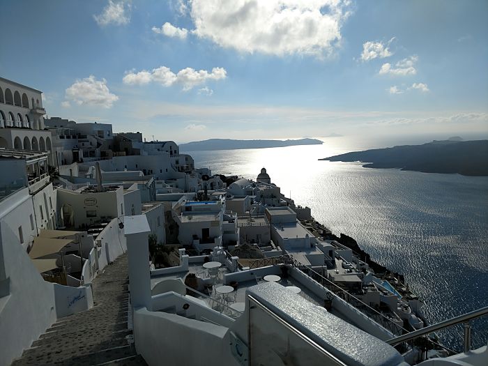 Santorini in October: Pros and Cons - Man in Flight